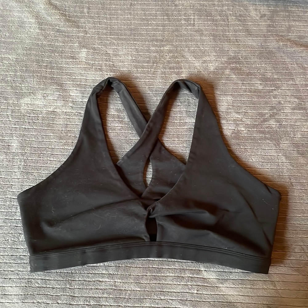 Sports bra